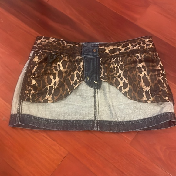 VINTAGE X2 DARK DENIM JEAN MINI SKIRT - Picture 2 of 16